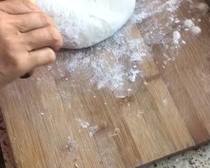 豆角土豆烀饼的做法 步骤2