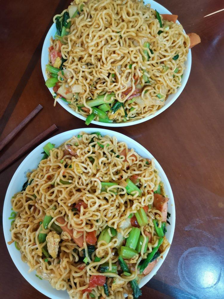 炒方便面居然可以这么好吃！