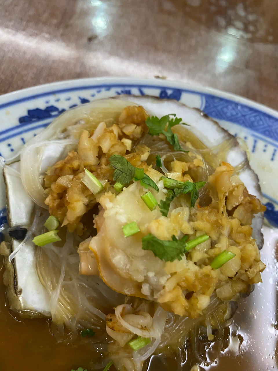 蒜蓉粉丝蒸扇贝粉丝入味有诀窍