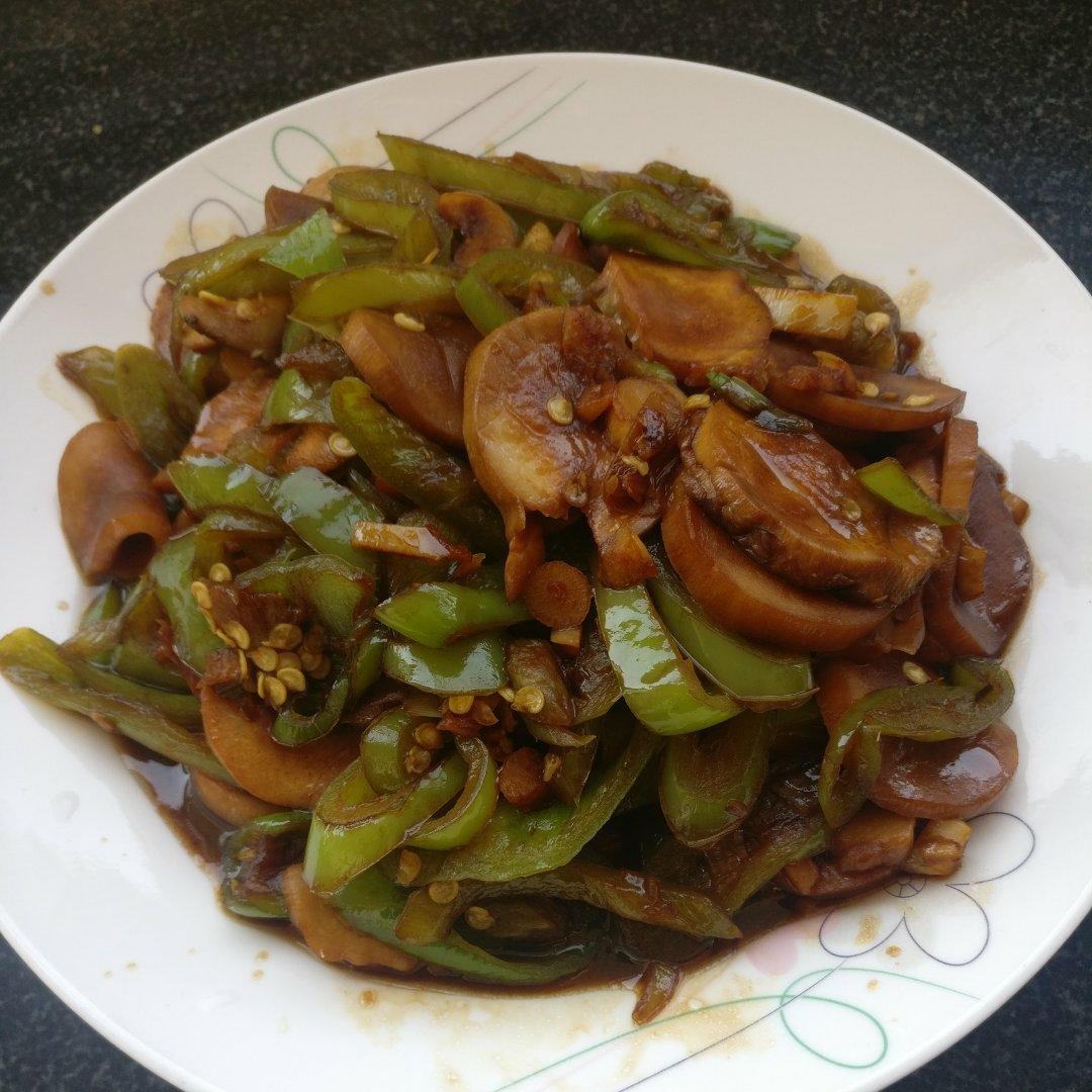 青椒素炒杏鲍菇