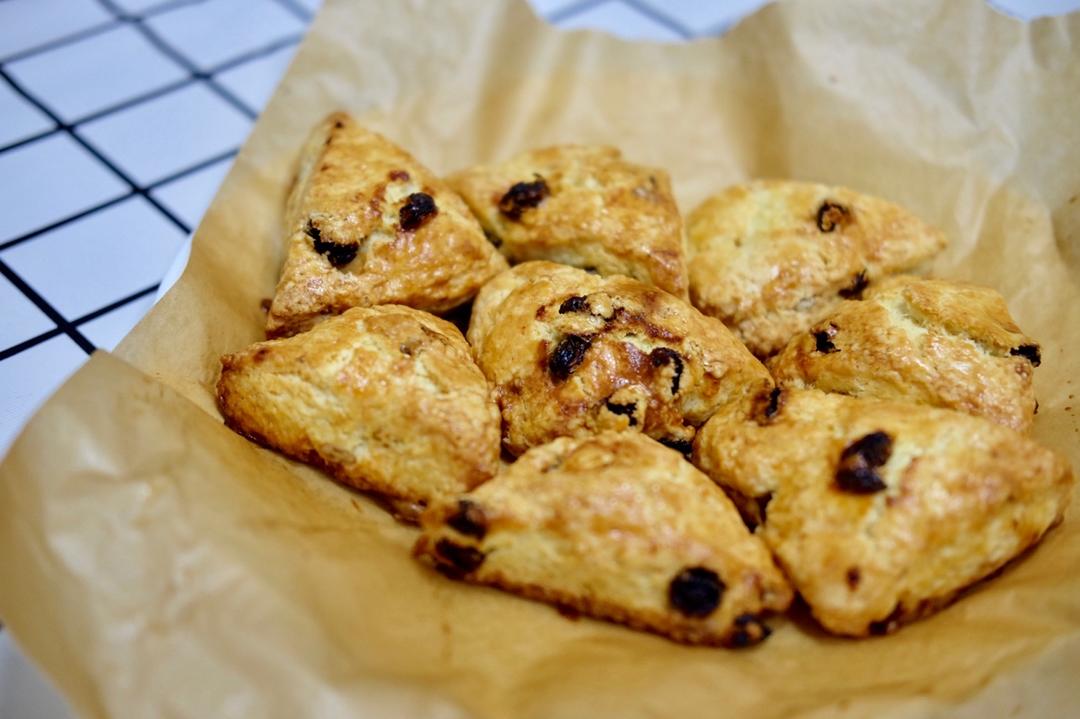 完胜星巴克的超美味酥脆司康 super easy crunched scone