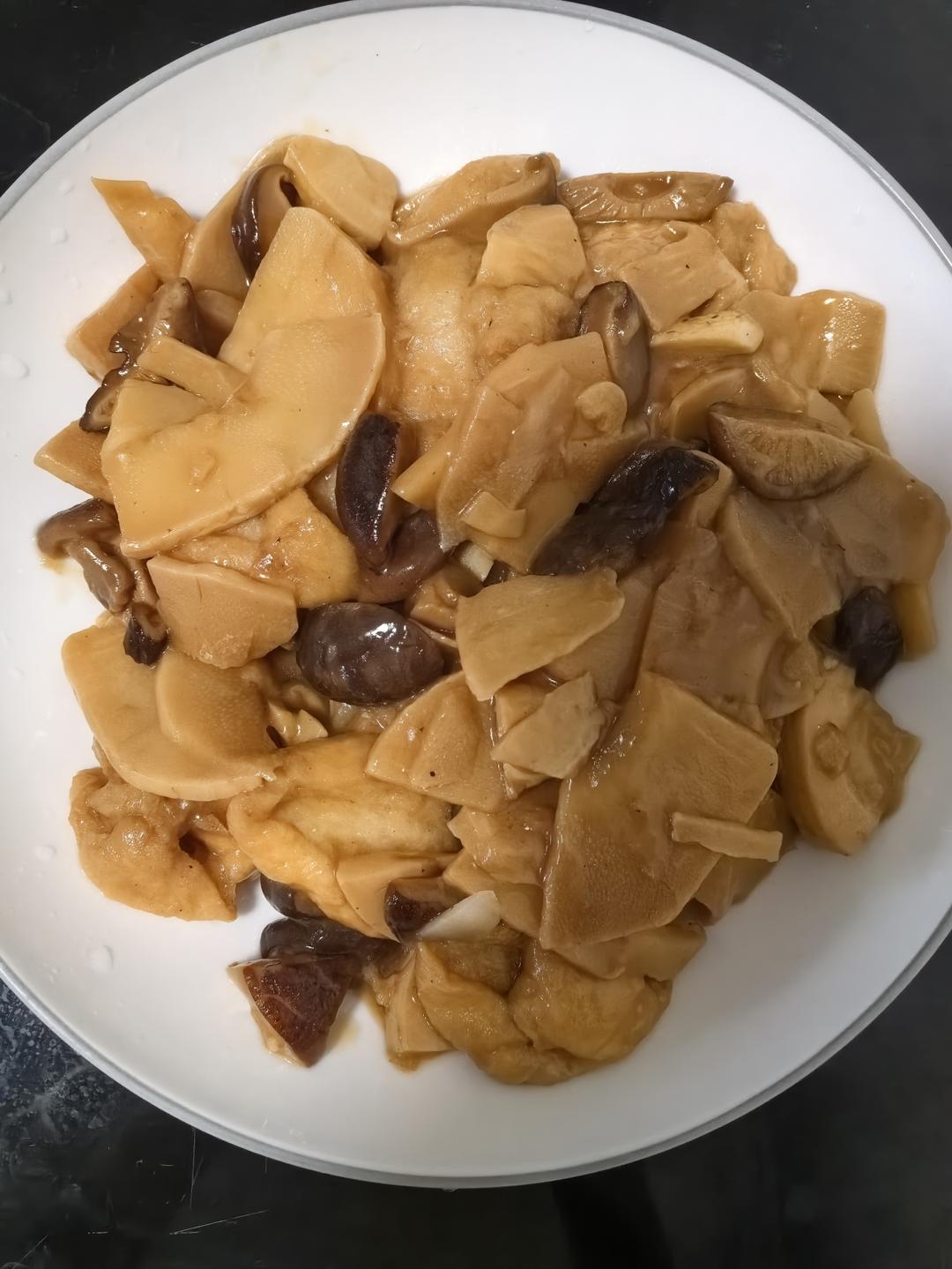 香菇竹笋炒油面筋