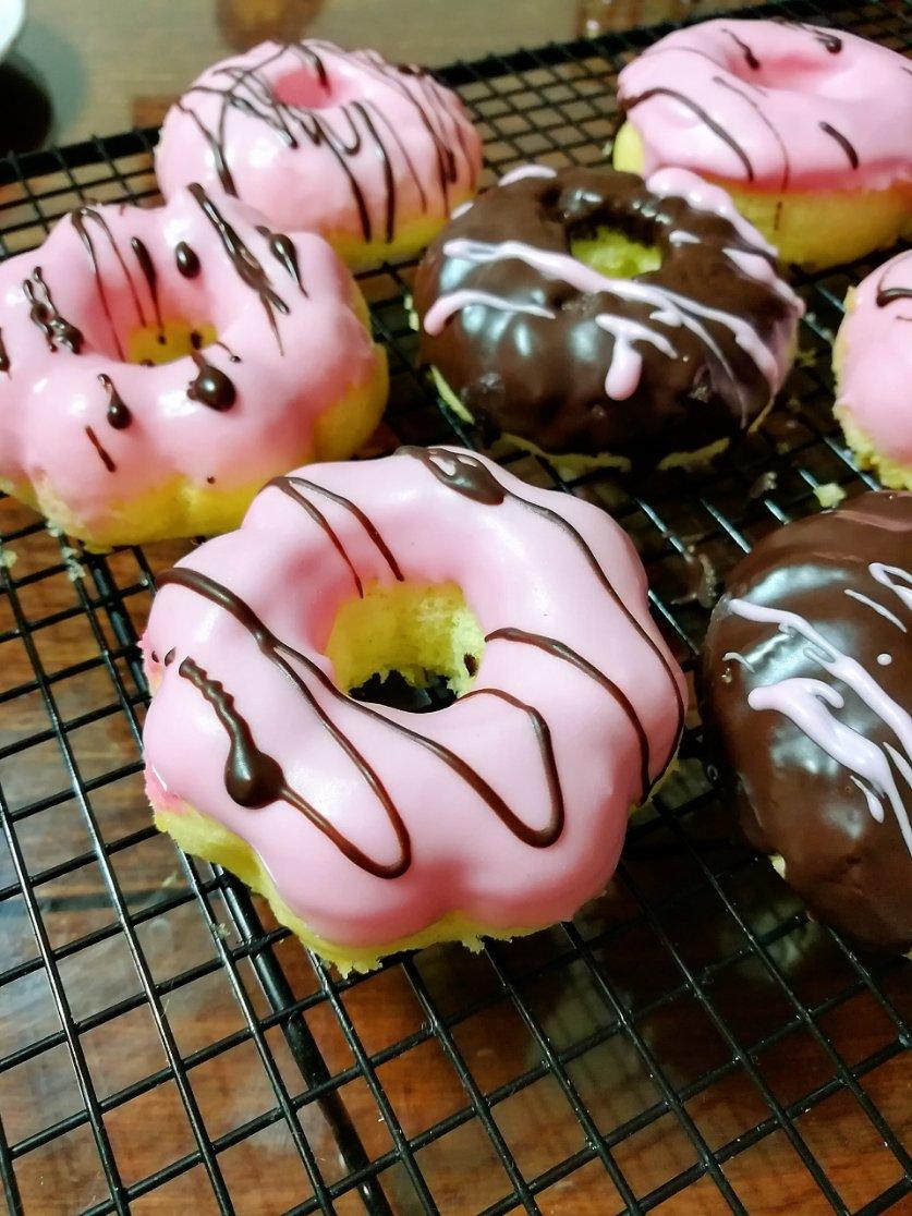 松软可口甜甜圈