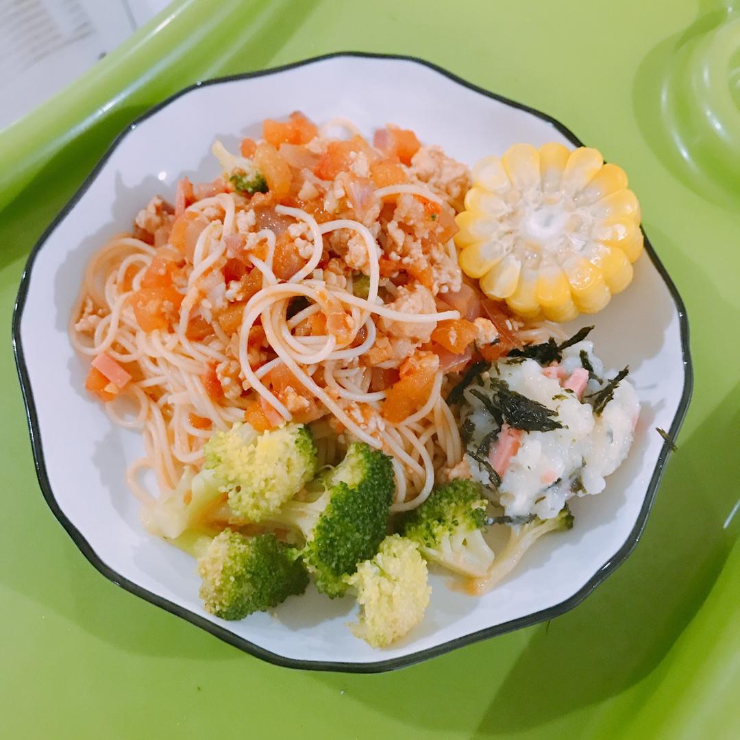 【番茄肉酱意面】
