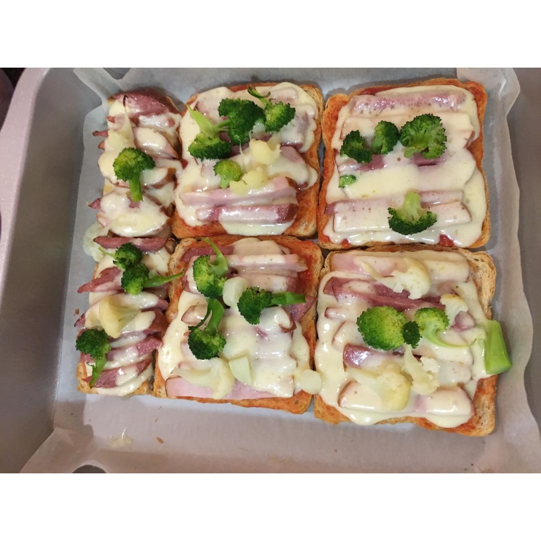 吐司培根小批萨