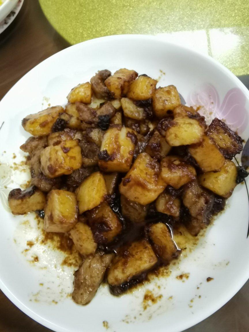 🔥巨下饭，软糯入味！比肉还好吃的红烧土豆
