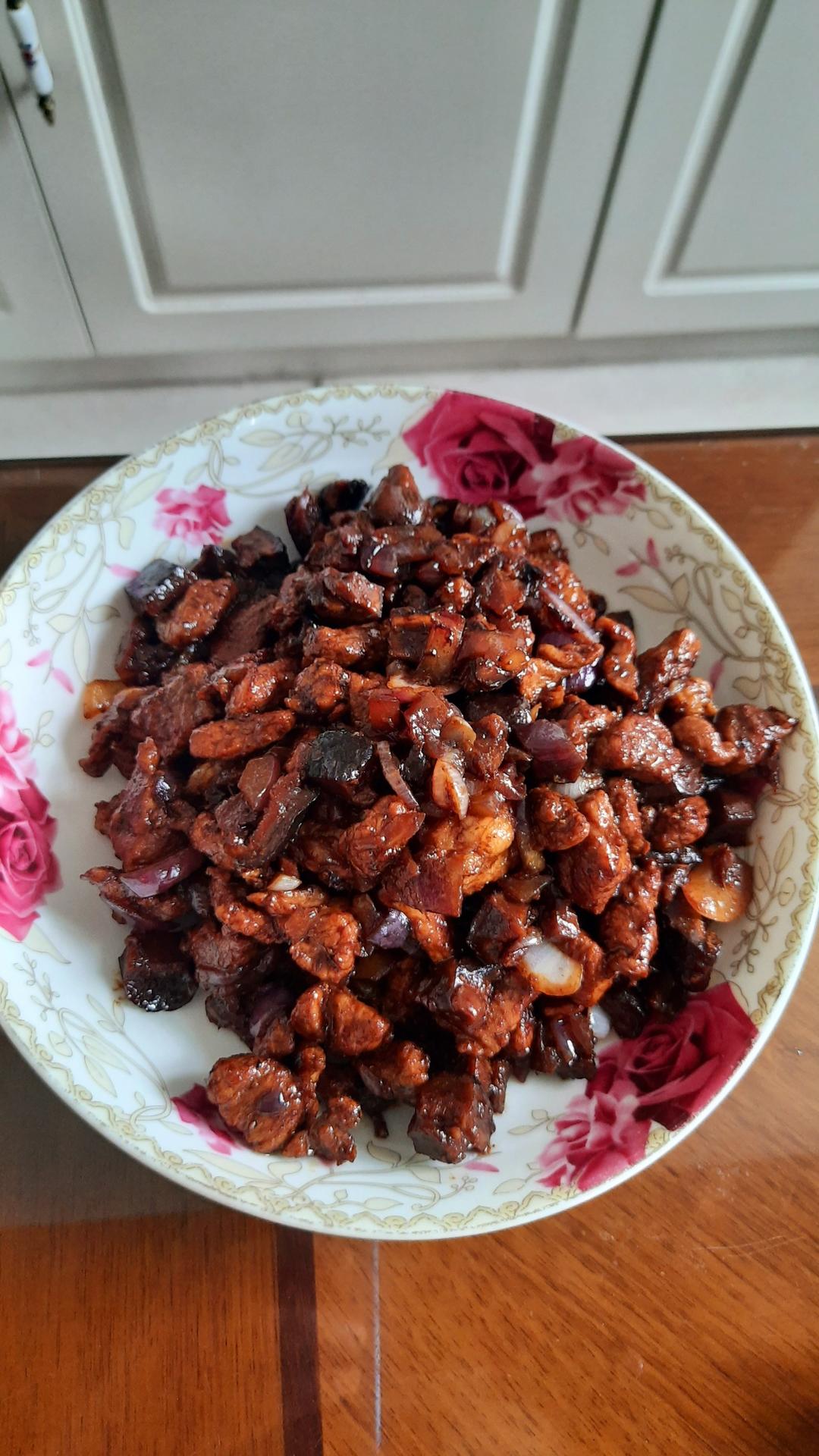 下饭菜香菇肉酱的做法