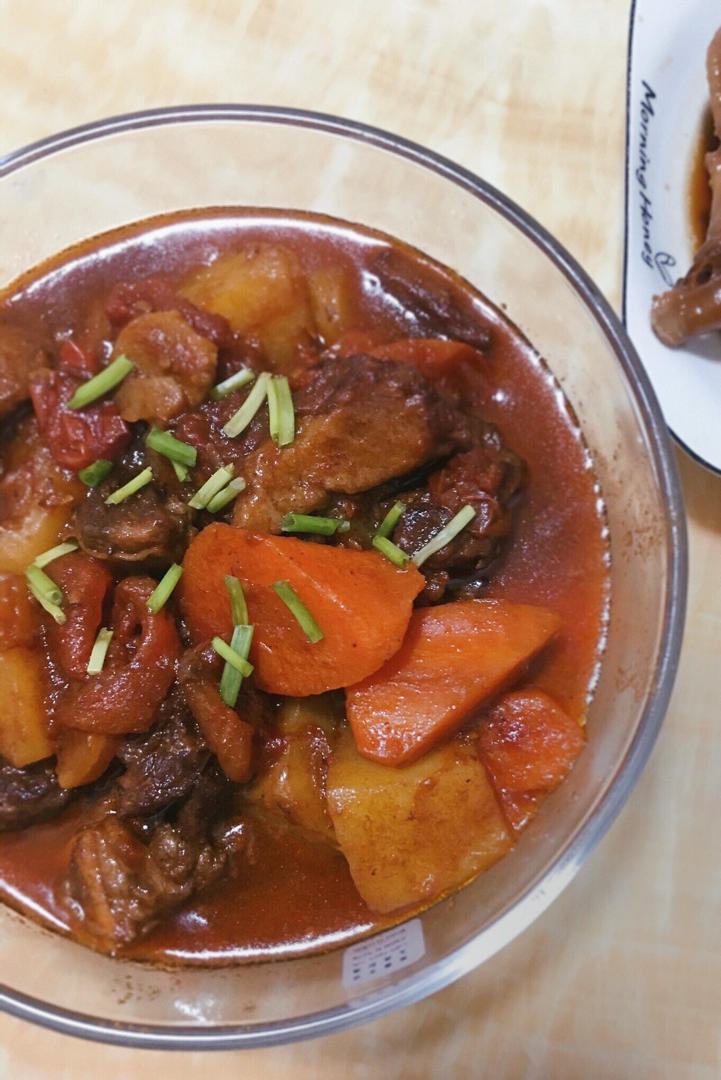 番茄土豆炖牛腩