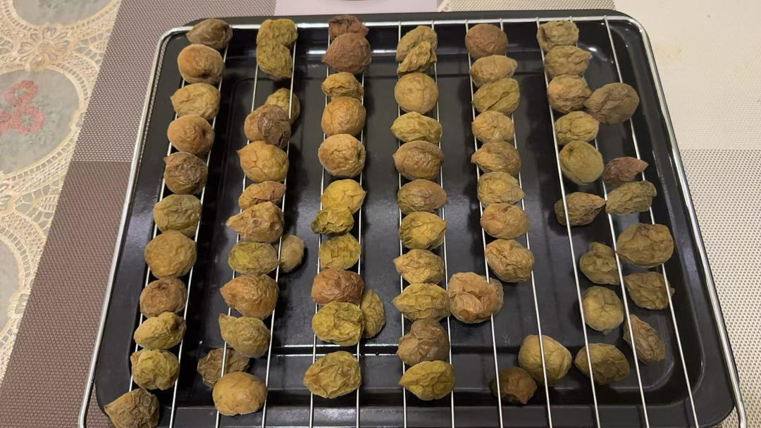 泡过青梅酒的青梅不要扔        做成青梅干很好吃😋