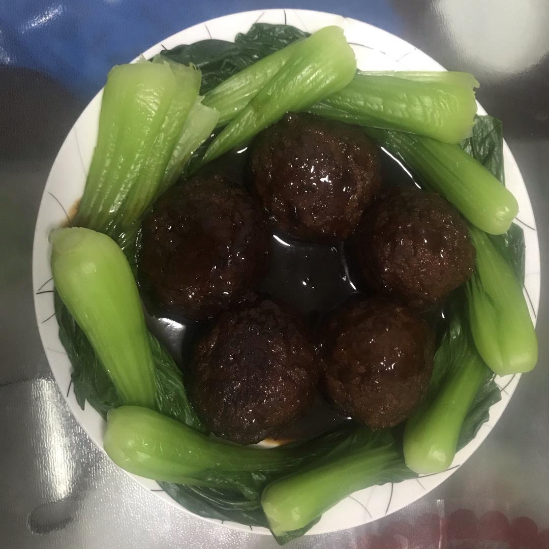 四喜丸子/红烧狮子头 Chinese Meatballs