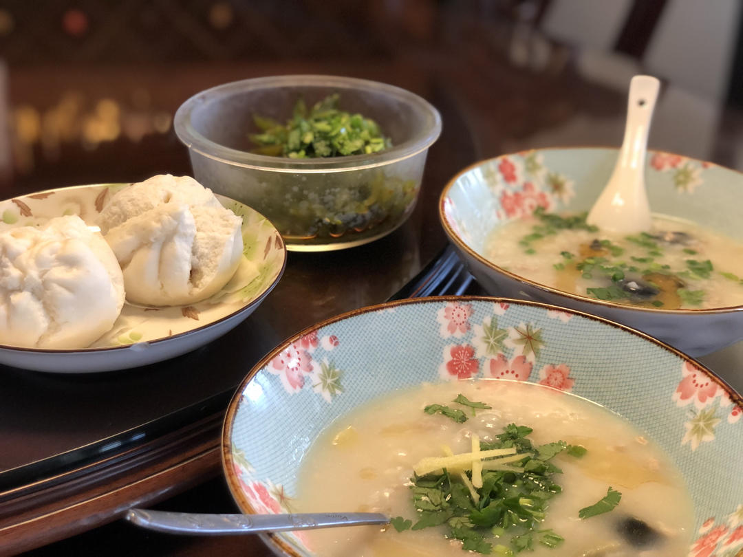 堂妈小厨——超好喝的皮蛋瘦肉粥
