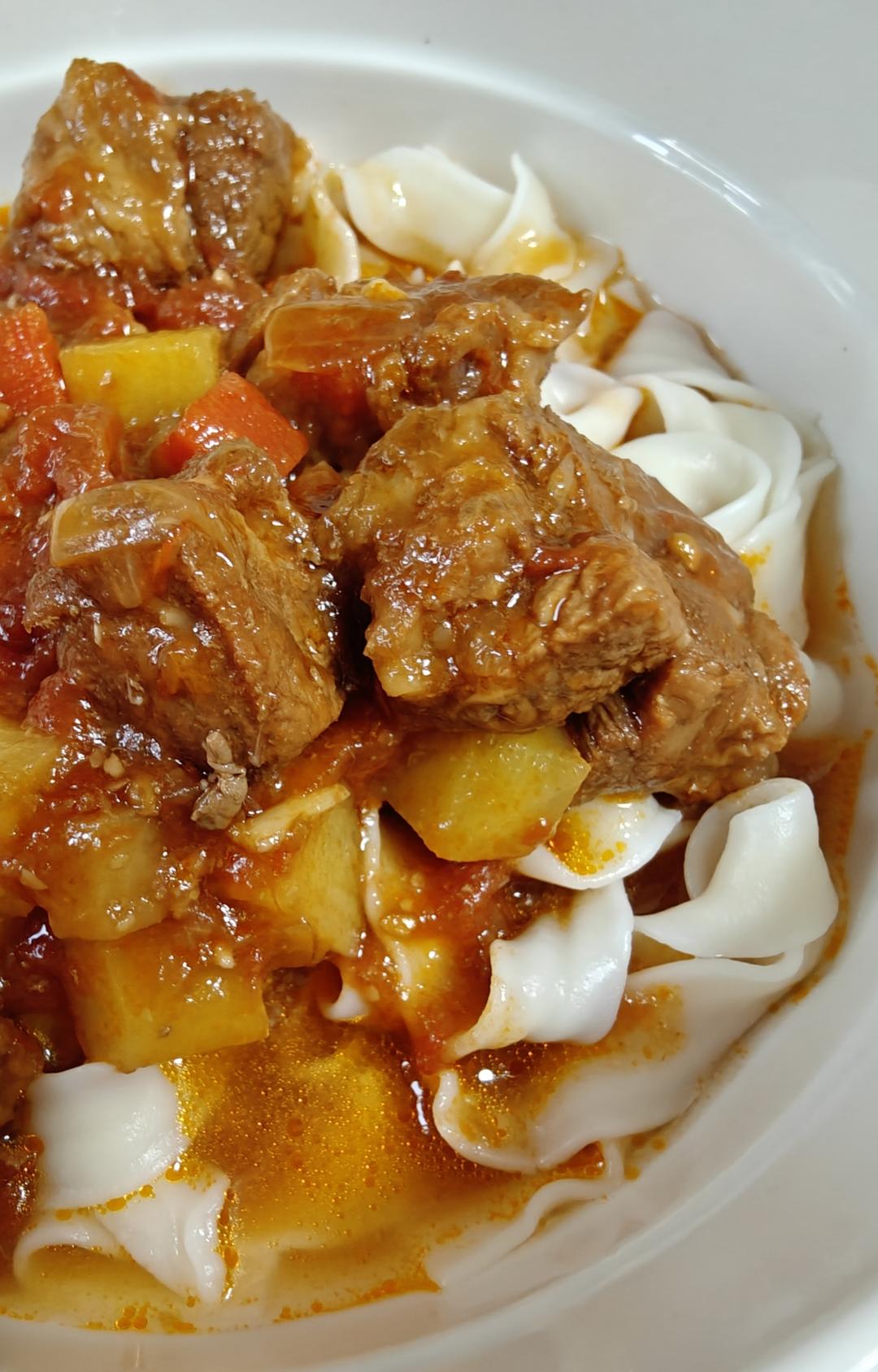 番茄土豆炖牛腩