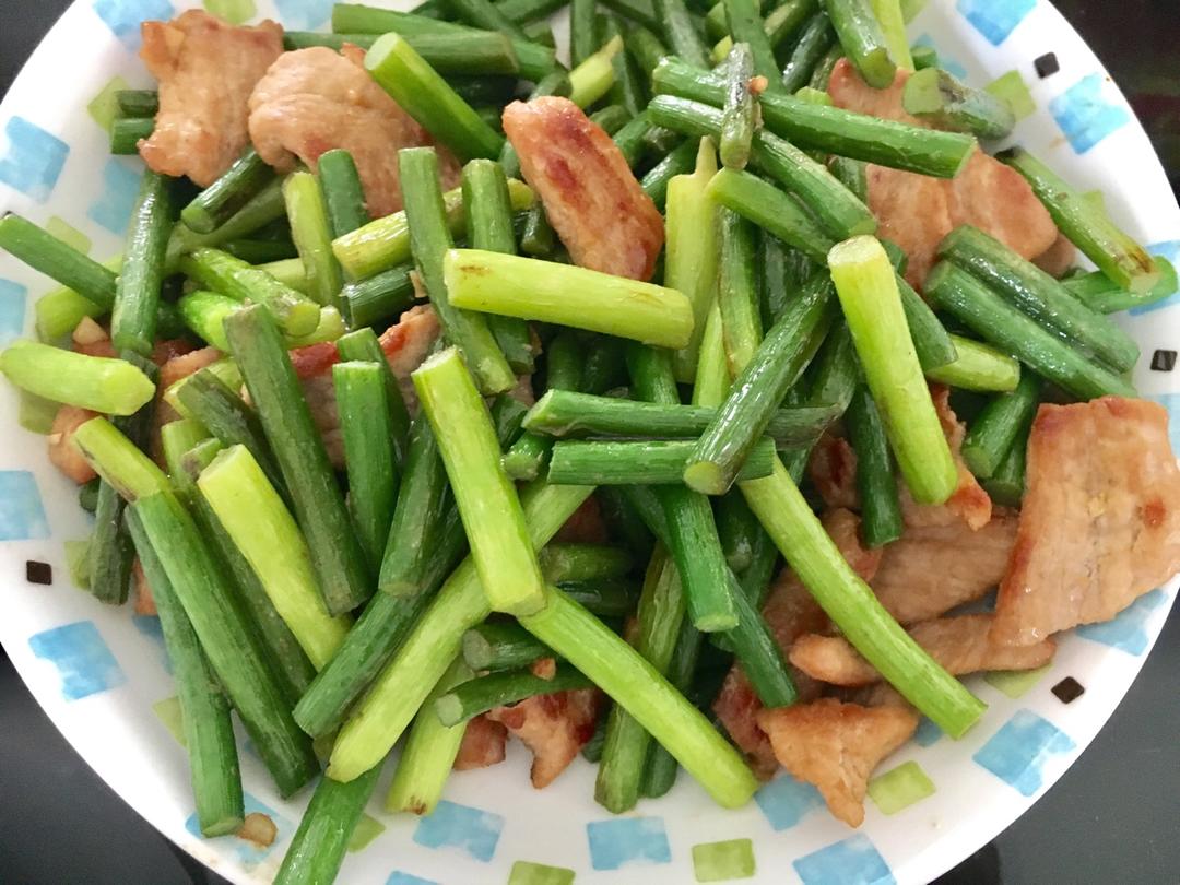 蒜苗炒肉