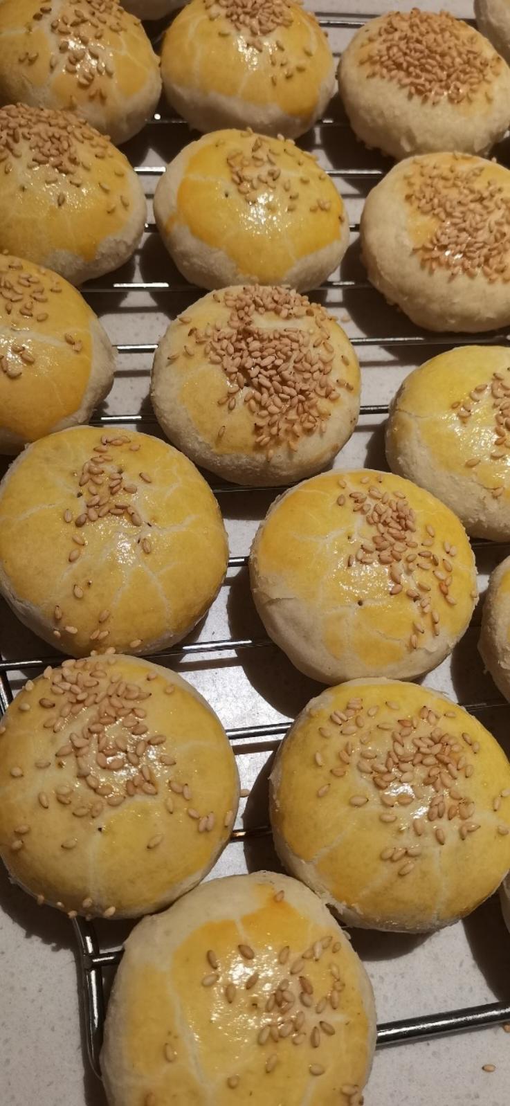酥皮绿豆饼   酥得掉渣渣