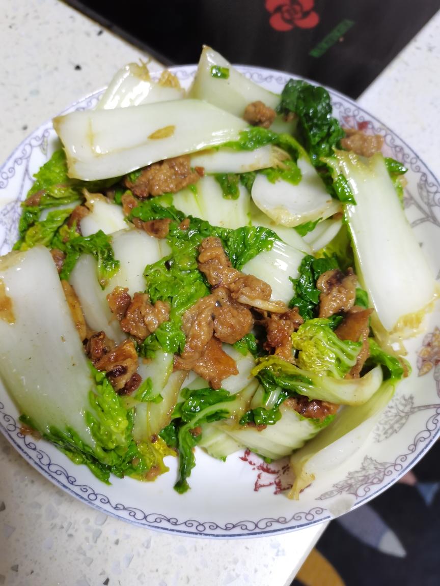 冬天就是要吃油渣炒青菜的做法