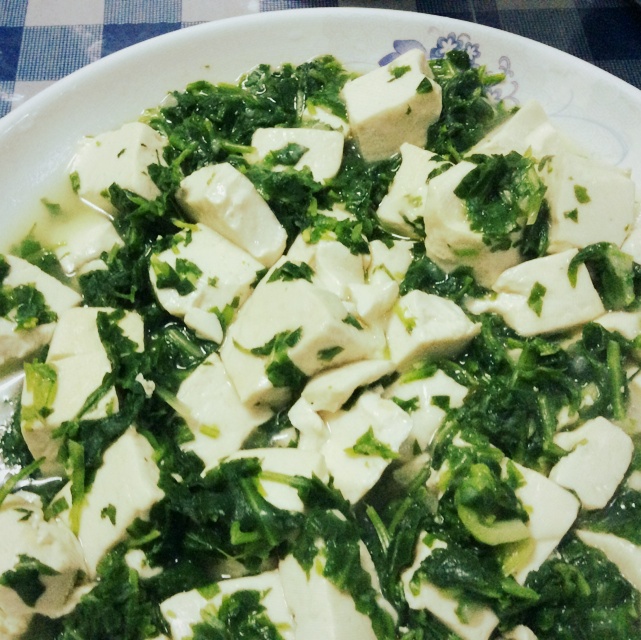 荠菜蘑菇豆腐羹