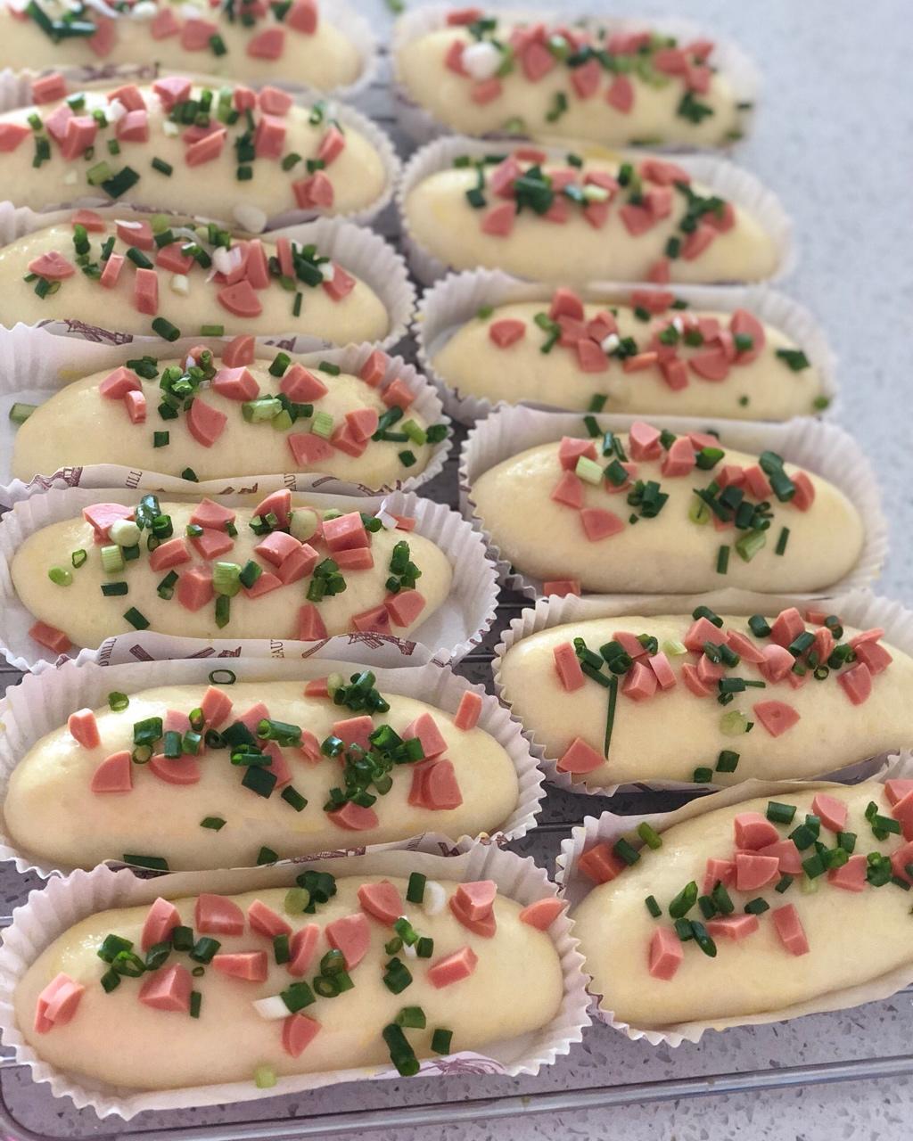 香葱火腿肉松面包