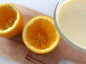 宝宝辅食：鲜橙牛奶蒸蛋—滑嫩Q润，橙香十足，做两个才够吃哦！8M+的做法 步骤7