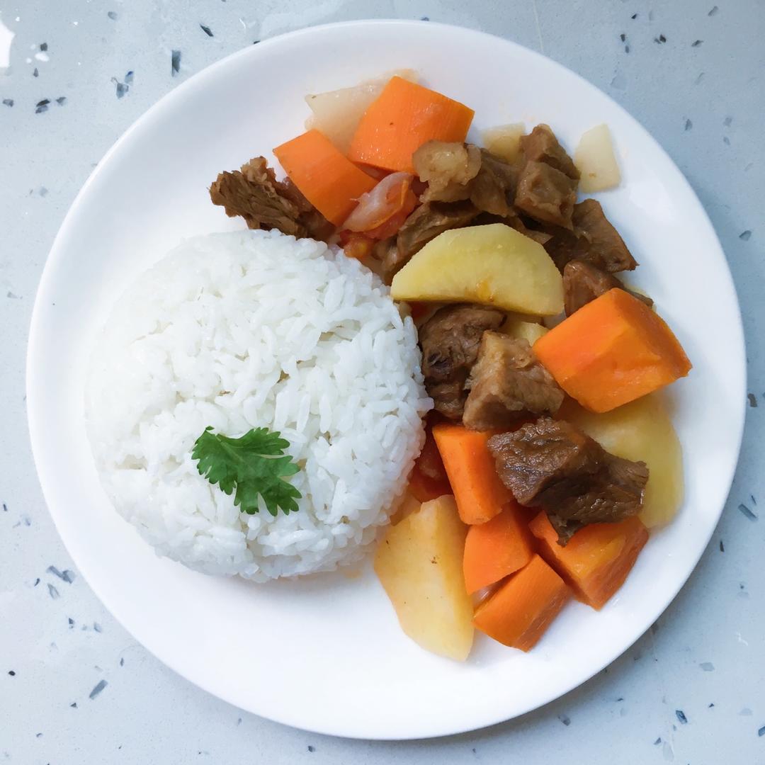 土豆炖牛肉
