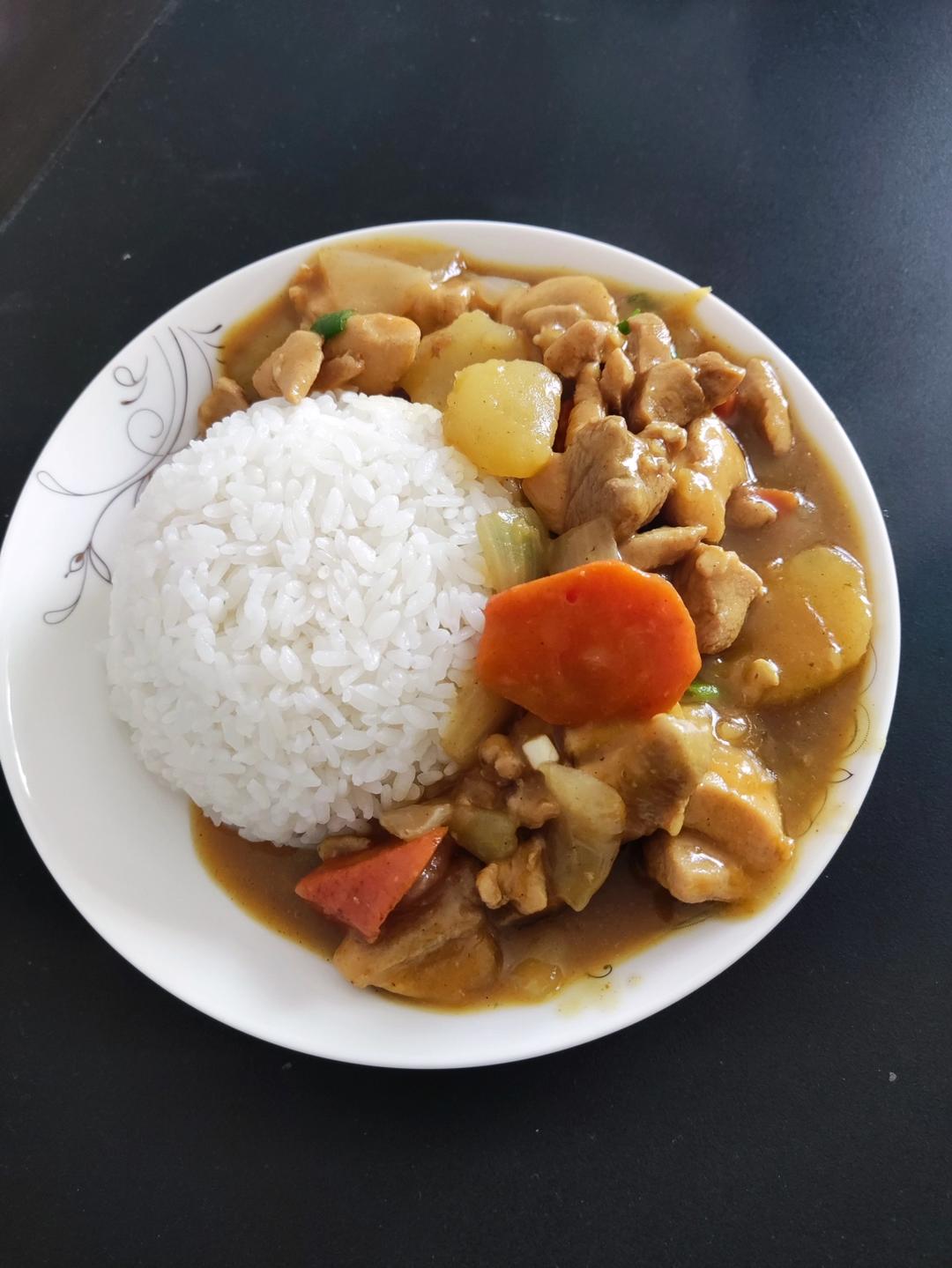 咖喱鸡肉饭