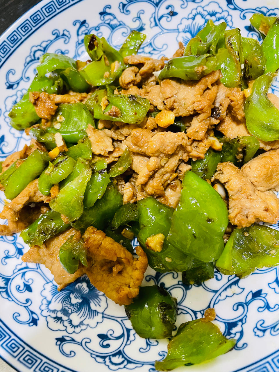 厨师长教你：“小炒肉”的家常做法，家常味很浓郁，先收藏起来
