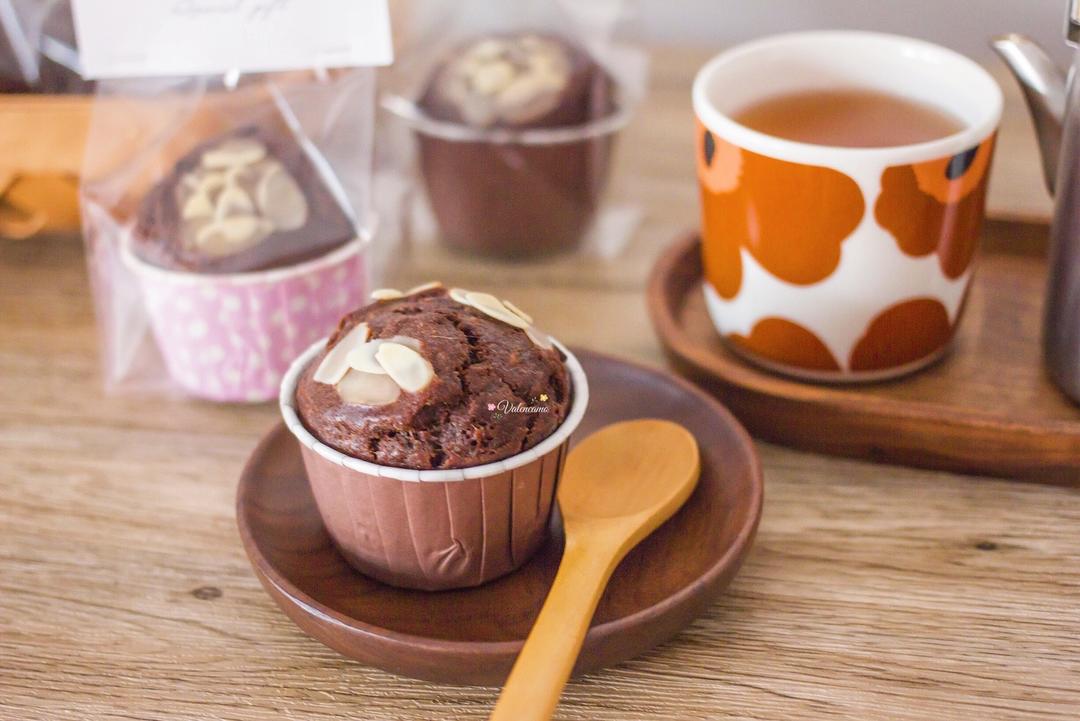 简单快手好吃😋杏仁香蕉巧克力玛芬杯子蛋糕（麦芬马芬纸杯蛋糕）