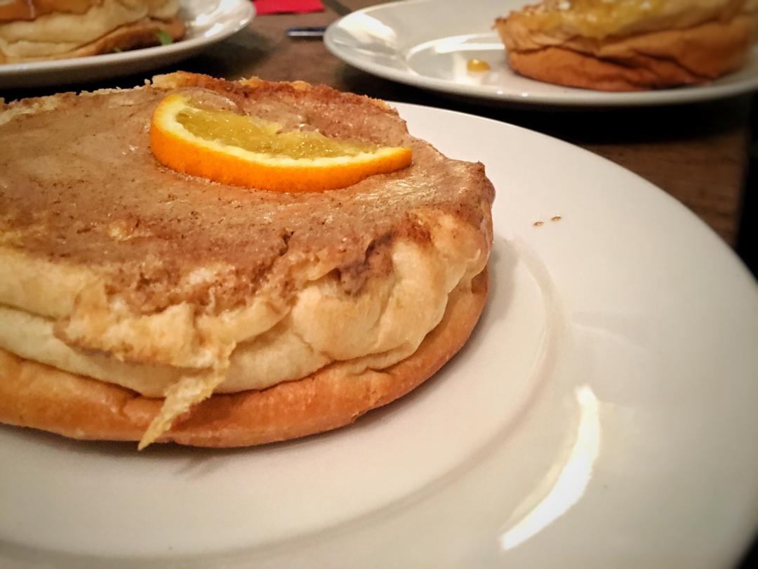 肉桂卷 cinnamon bun