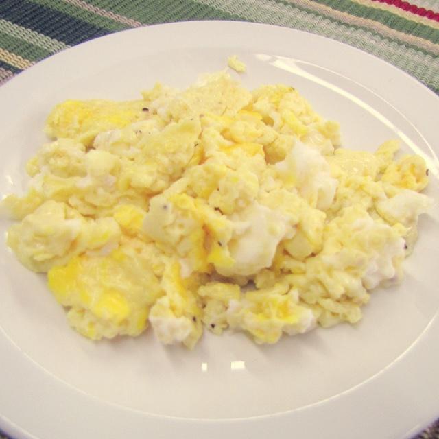微波无油版scrambled eggs的做法