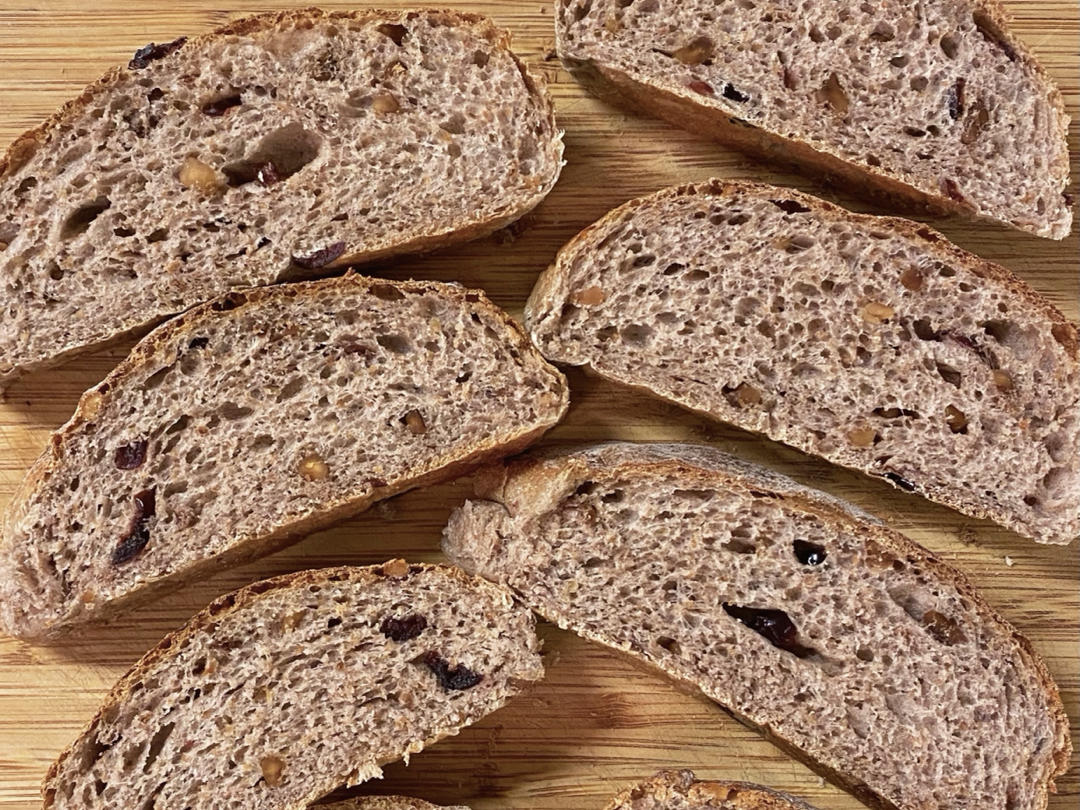 65%全麦蔓越莓核桃软欧包 Cranberry Walnut Bread