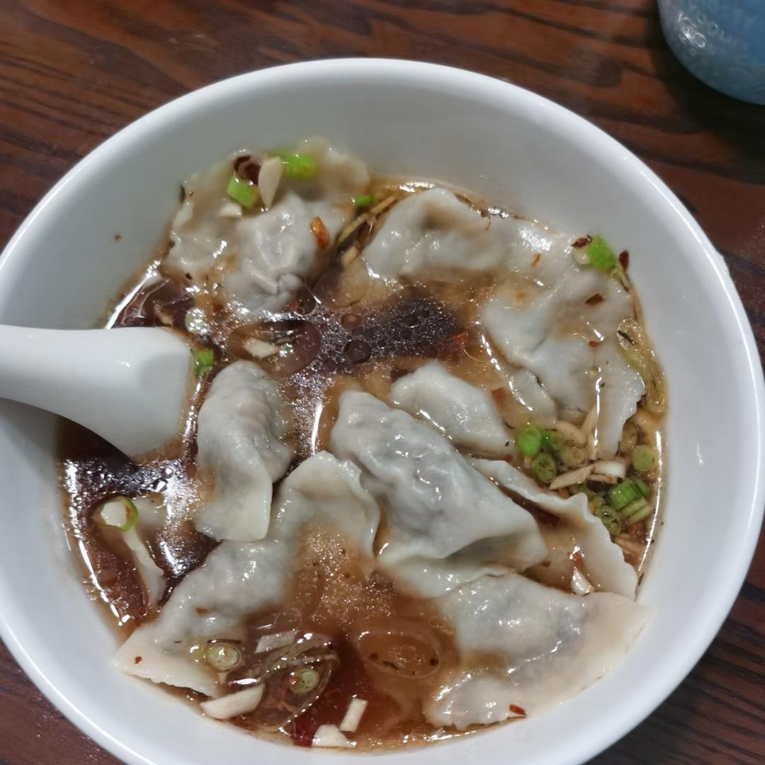 酸汤水饺（在于汤料）