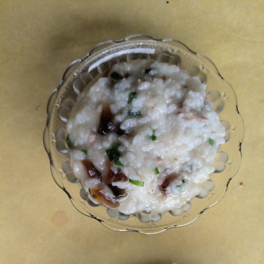 十五分钟快手之香滑皮蛋瘦肉粥(附五分钟电饭煲电压力锅更快捷方法)