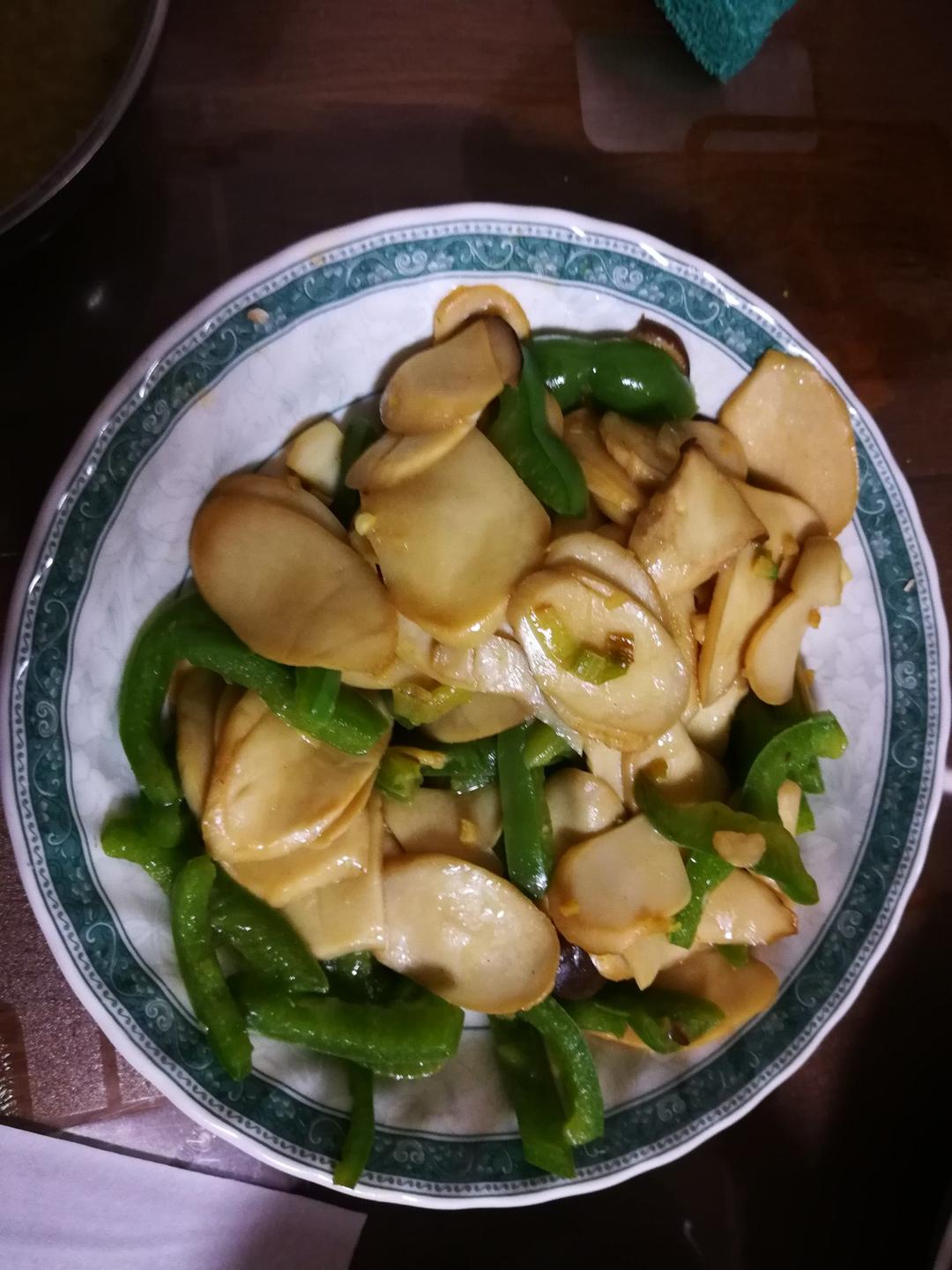 青椒炒杏鲍菇