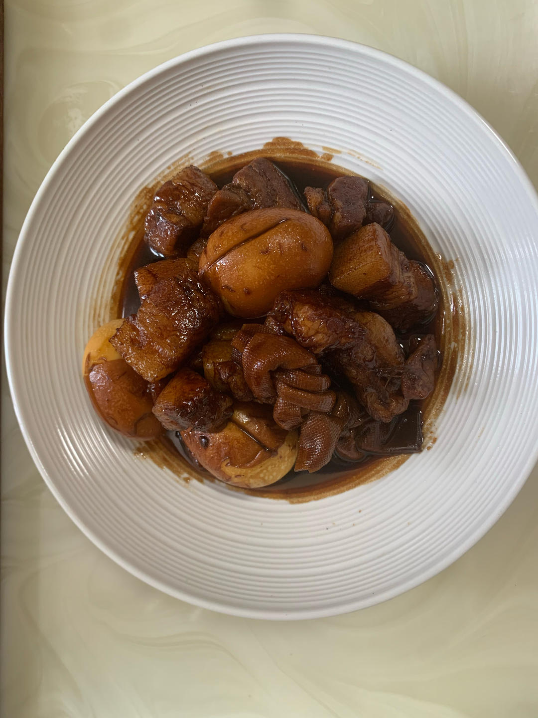 上海红烧肉：红烧肉加鸡蛋，上海人的吃法赞！