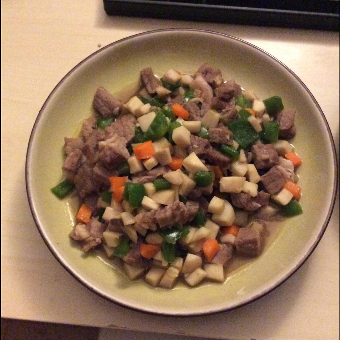 家常菜~杏鲍菇烧牛肉粒