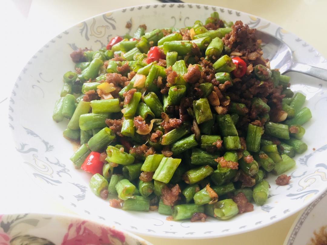肉沫豆角下饭菜