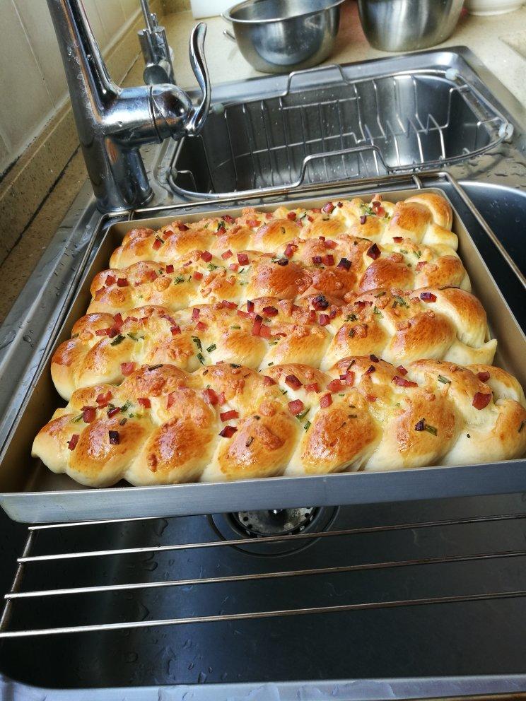 波兰种辫子面包（香葱芝士Pizza风味）B65