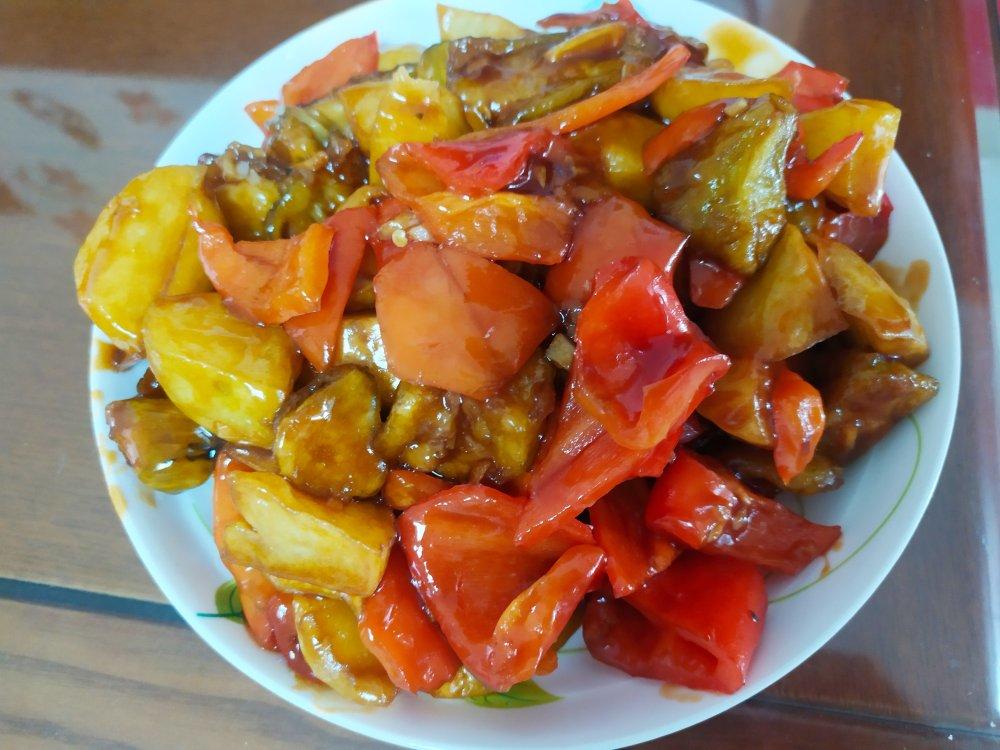 超级下饭的地三鲜