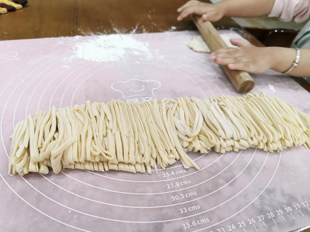 家常手擀面