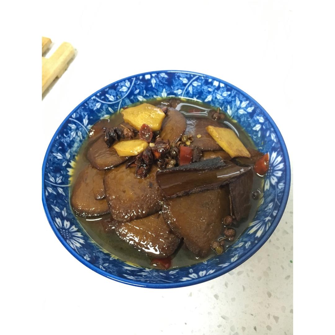 卤豆干
