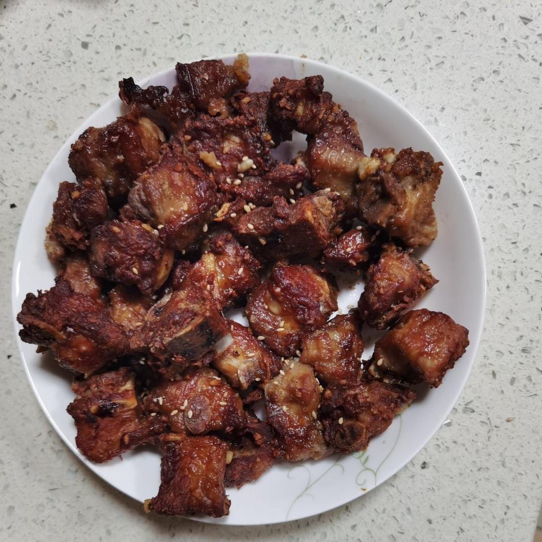 空气炸锅蒜香排骨，巨香巨好吃，简单易操作
