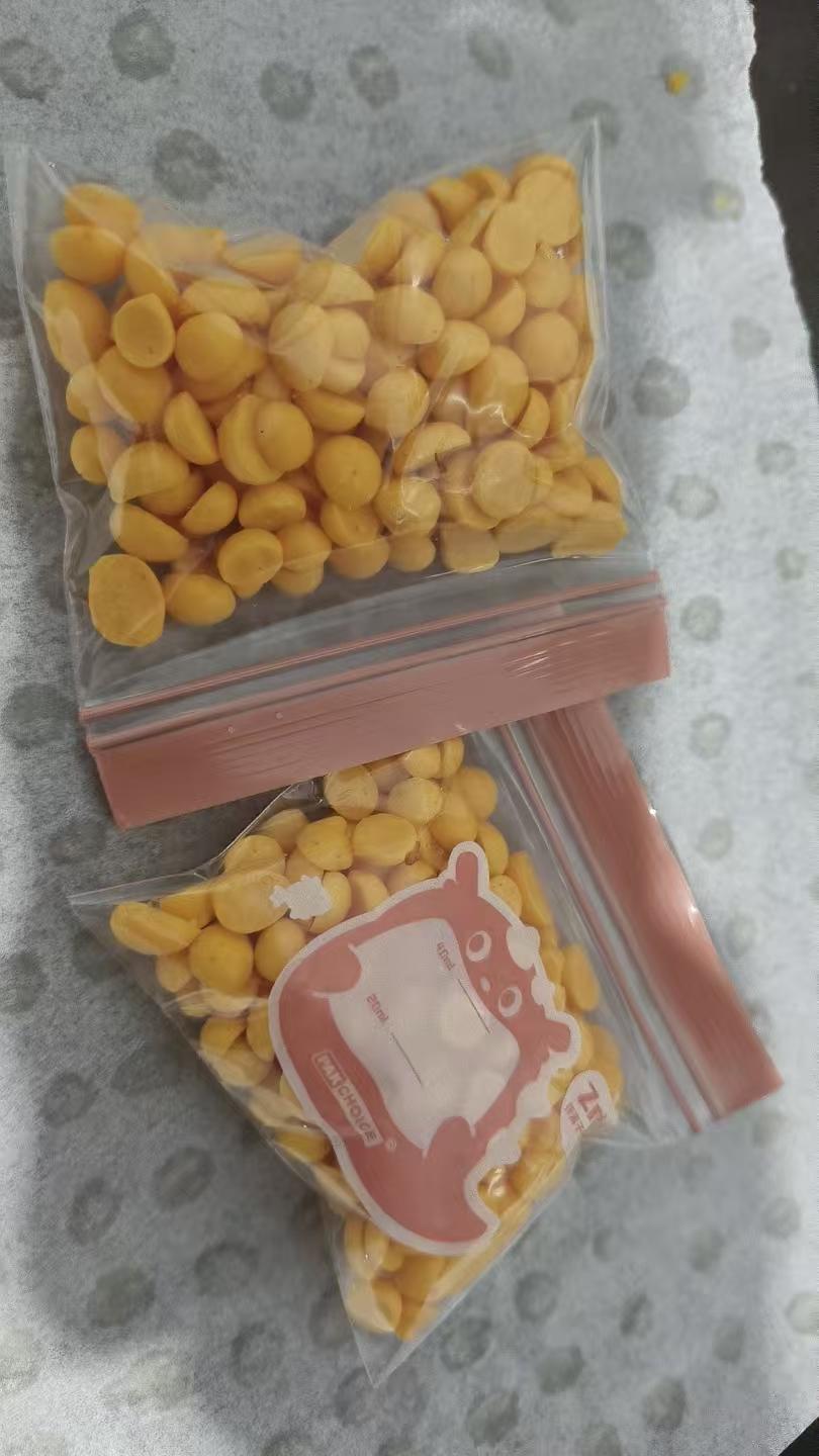 入口即化的无添加蛋黄溶豆