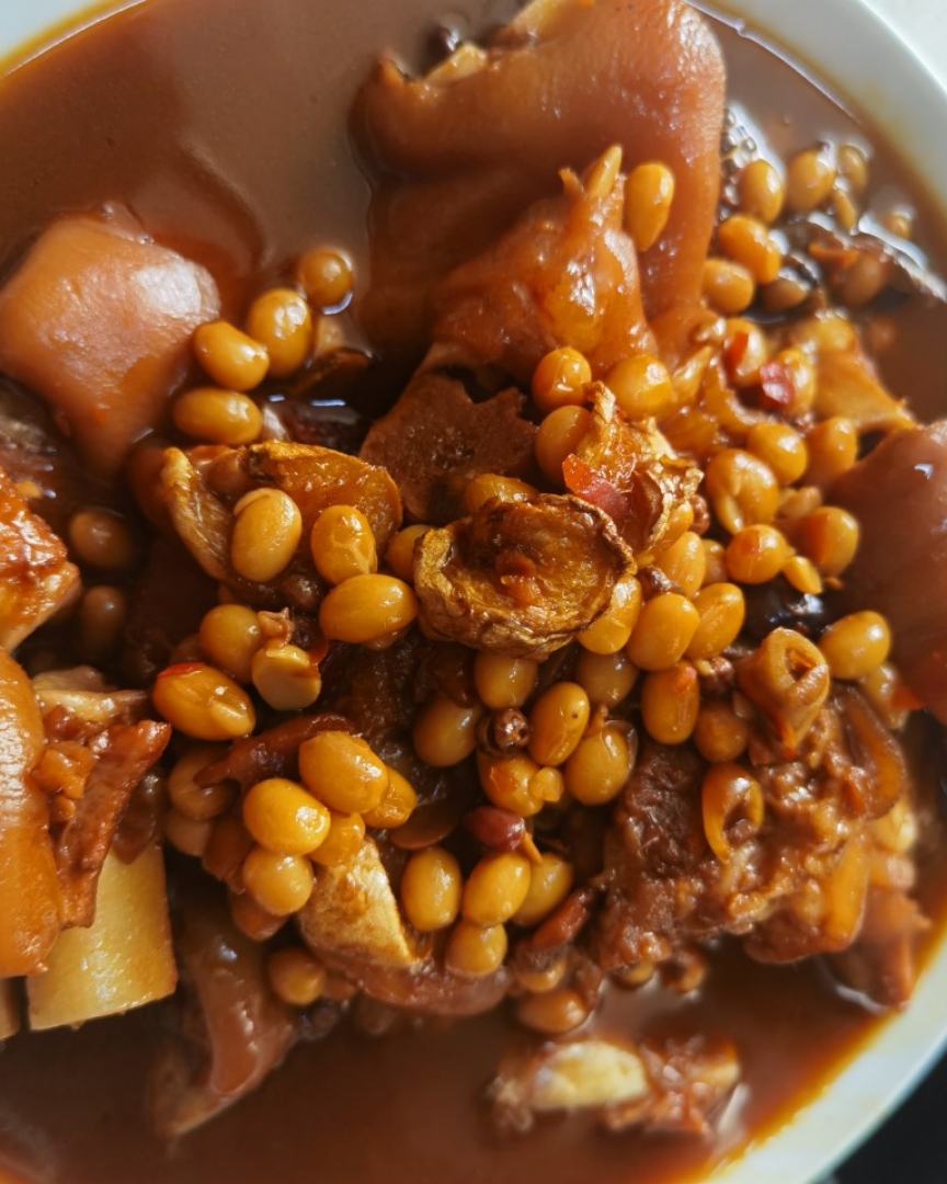 30分钟黄豆炖猪蹄的做法