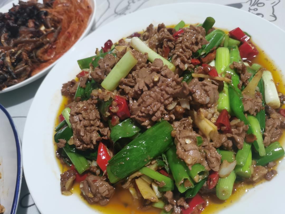 四川自贡必吃之一～～～火爆腰花