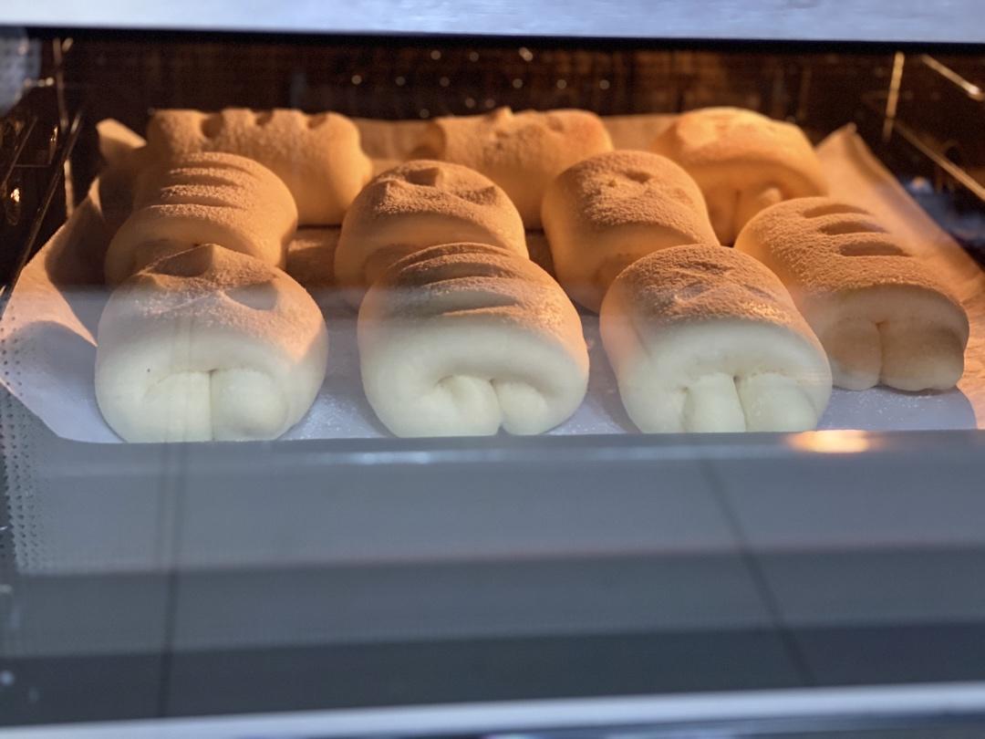 软到不知所措的牛奶卷