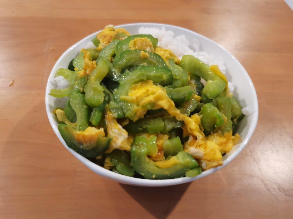 一个人也要认真吃饭