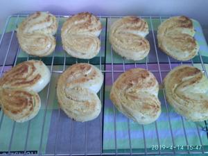 心型椰蓉面包的做法 步骤12
