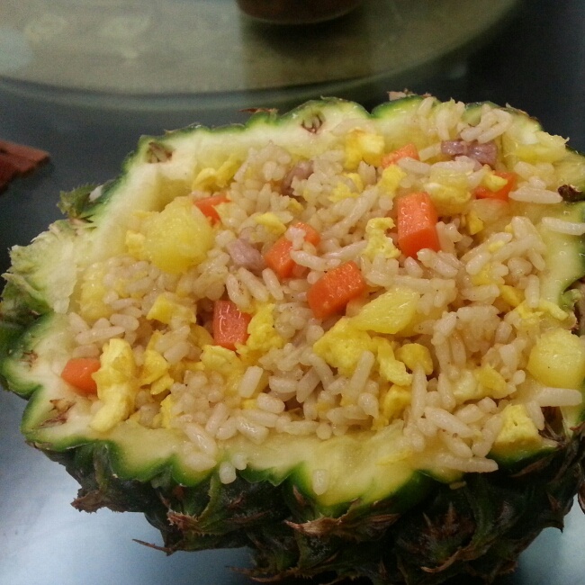 菠萝饭