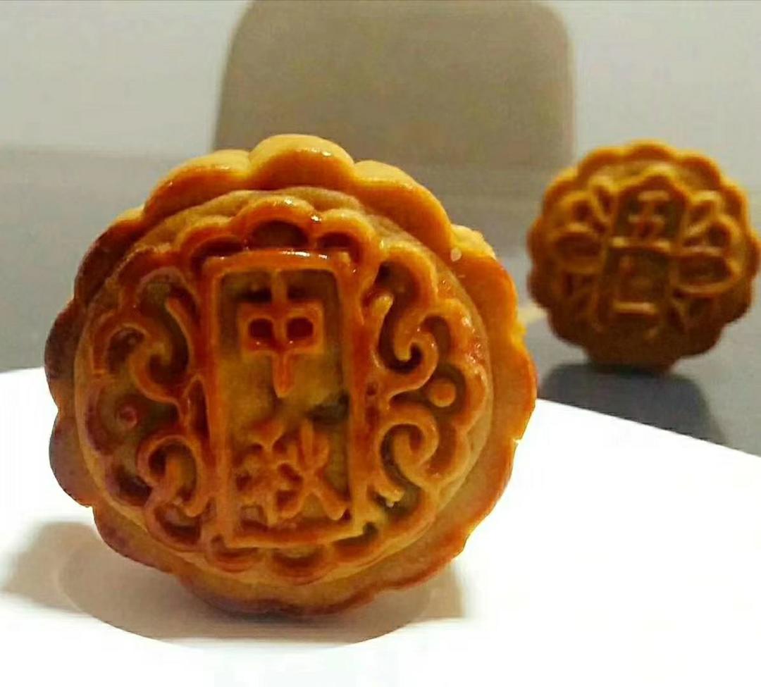 五仁月饼