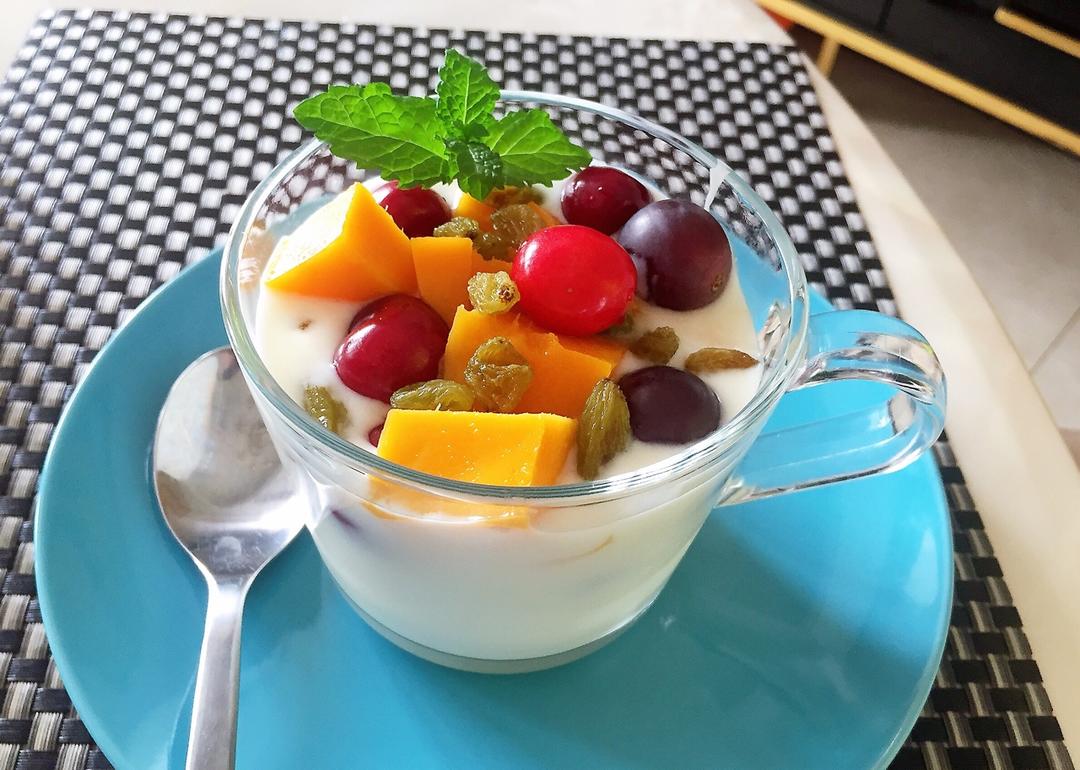 堂妈的酸奶水果捞