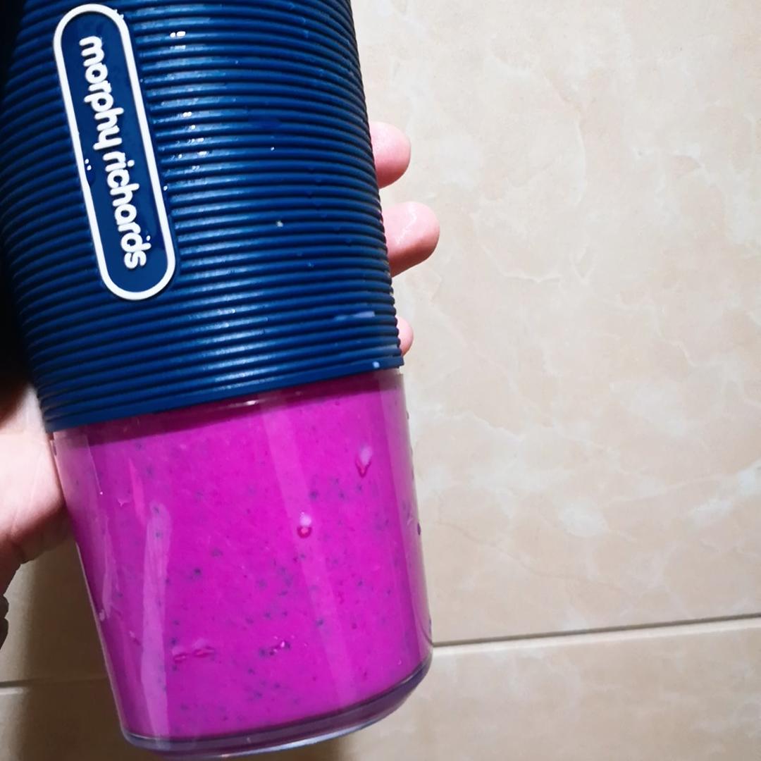 🍌粉蕉奶昔🍼